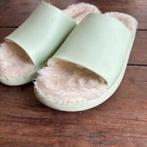 Melissa Fluffy Slides
